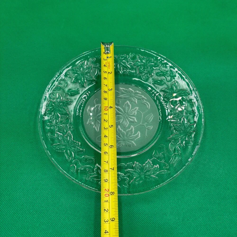 Princess House Fantasia Poinsetta Plates-‎ 8 in, Set of 7